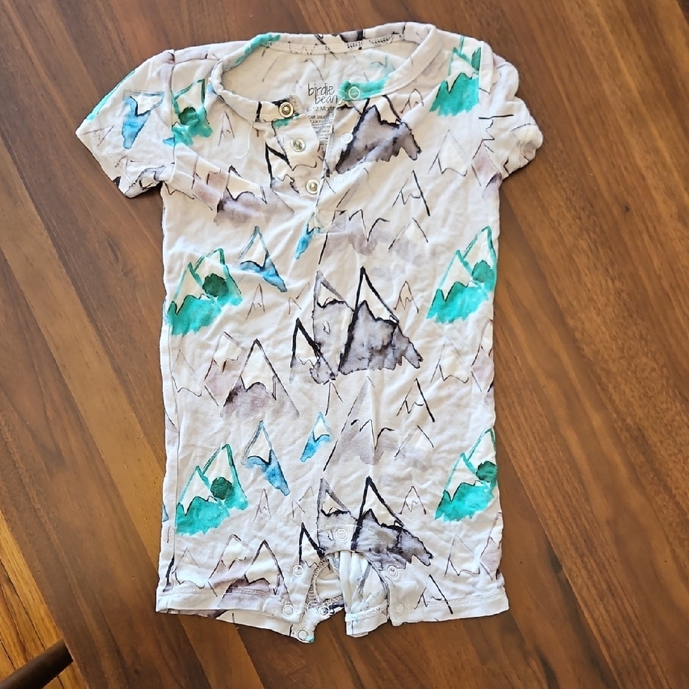 Graphic Mountain Print Baby Romper